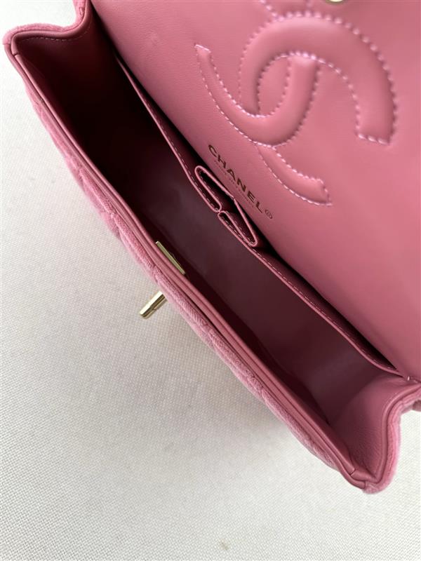 2026127205939891 600